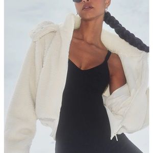 Alo yoga white Sherpa jacket with detachable hood